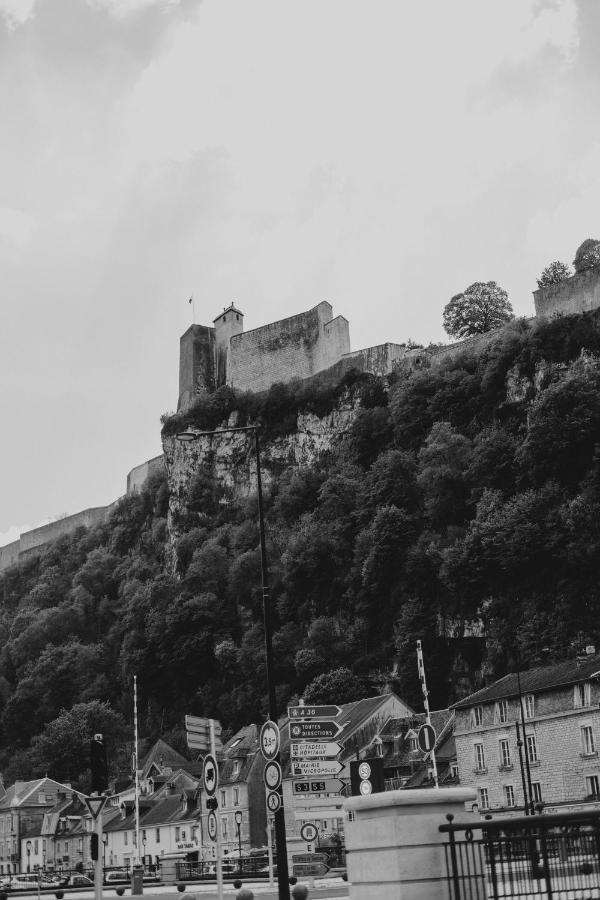 Franc-Bisontin - Unique ! 4 Logements Disponibles Besançon Exteriér fotografie