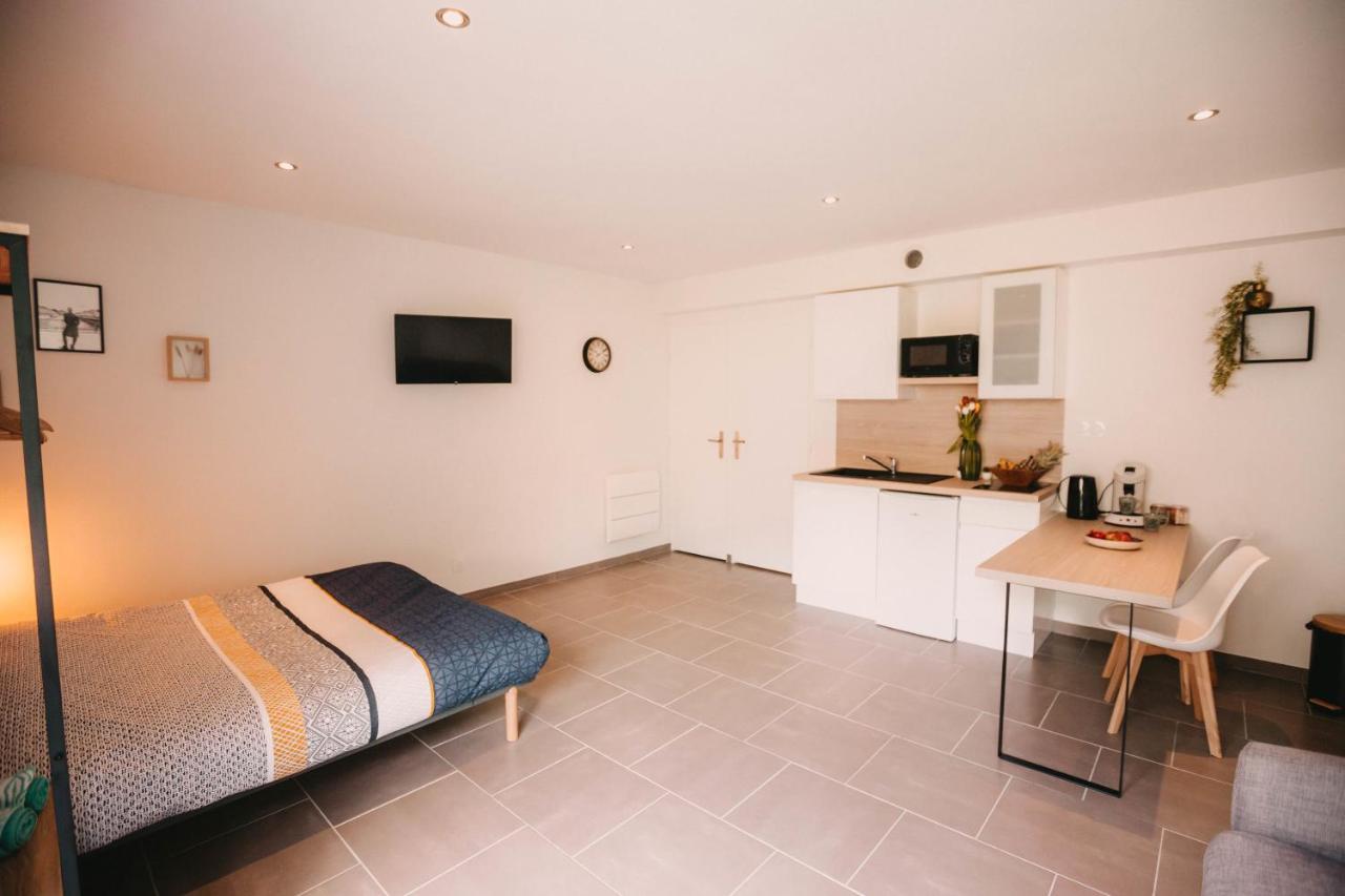 Franc-Bisontin - Unique ! 4 Logements Disponibles Besançon Exteriér fotografie